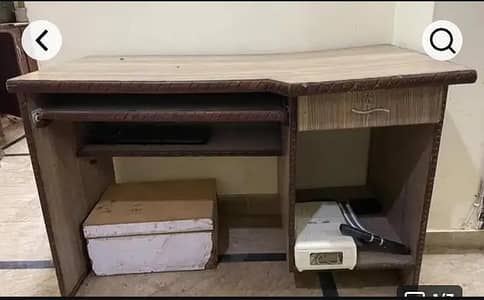 computer table