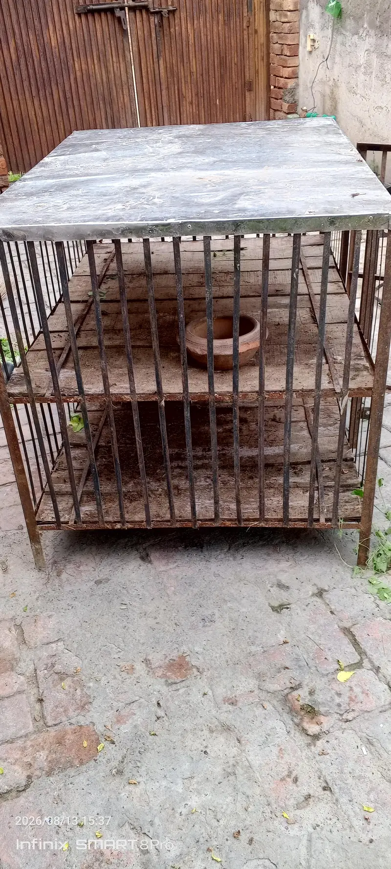 strong used iron hen cage — photo 6