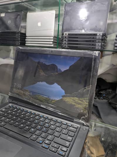 Dell 5480 | 7 Generation| core i5| 8 GB RAm | SSD 256