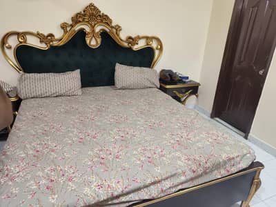 COMPLETE BED SET
