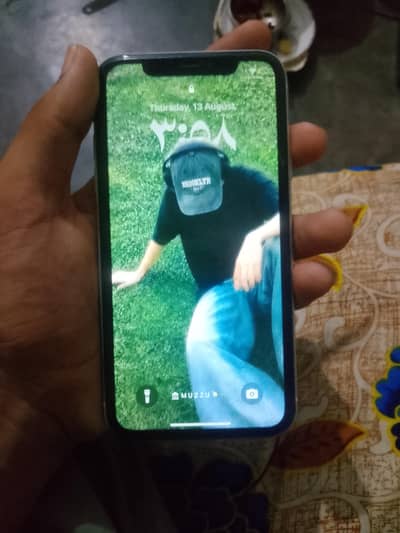 Apple iPhone XR