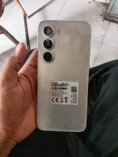 Tecno Spark 40 Pro – Moon Titanium | Box Hai Charger Hai