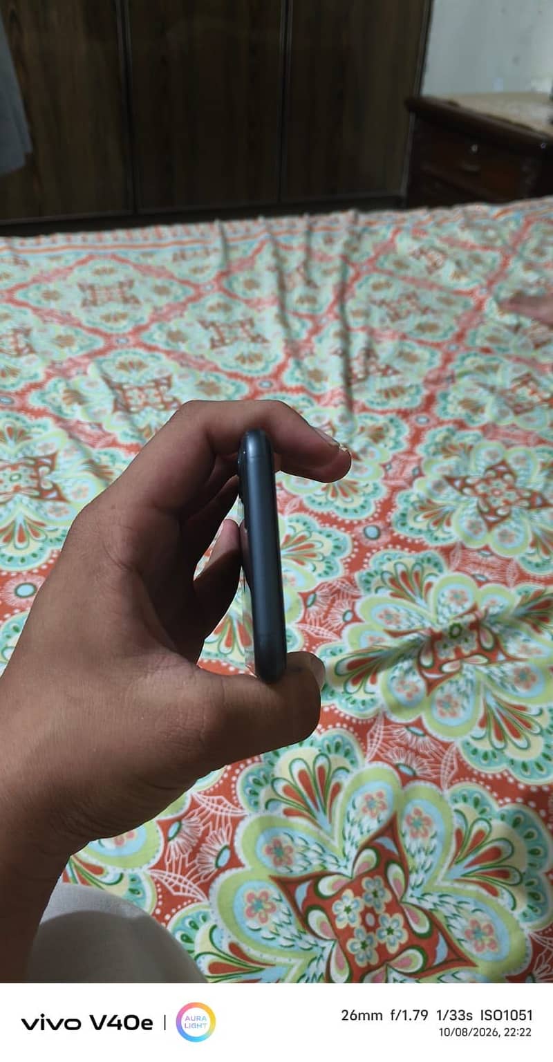 Apple iPhone 11 2