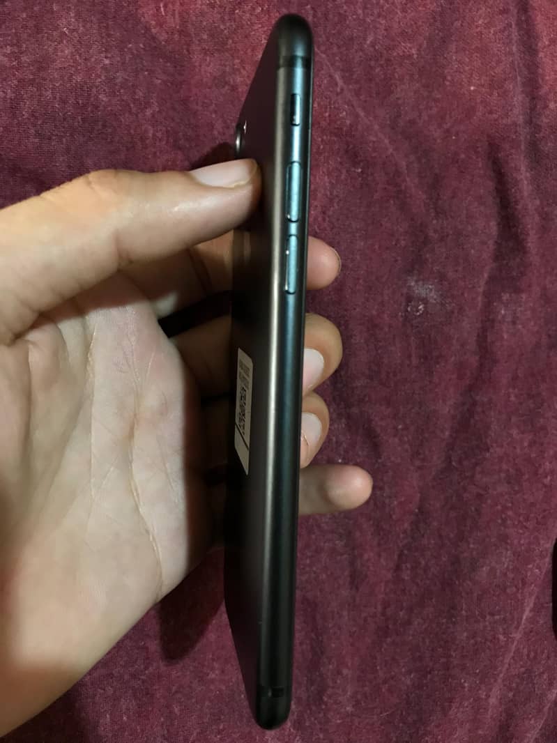 Apple iPhone 7 5