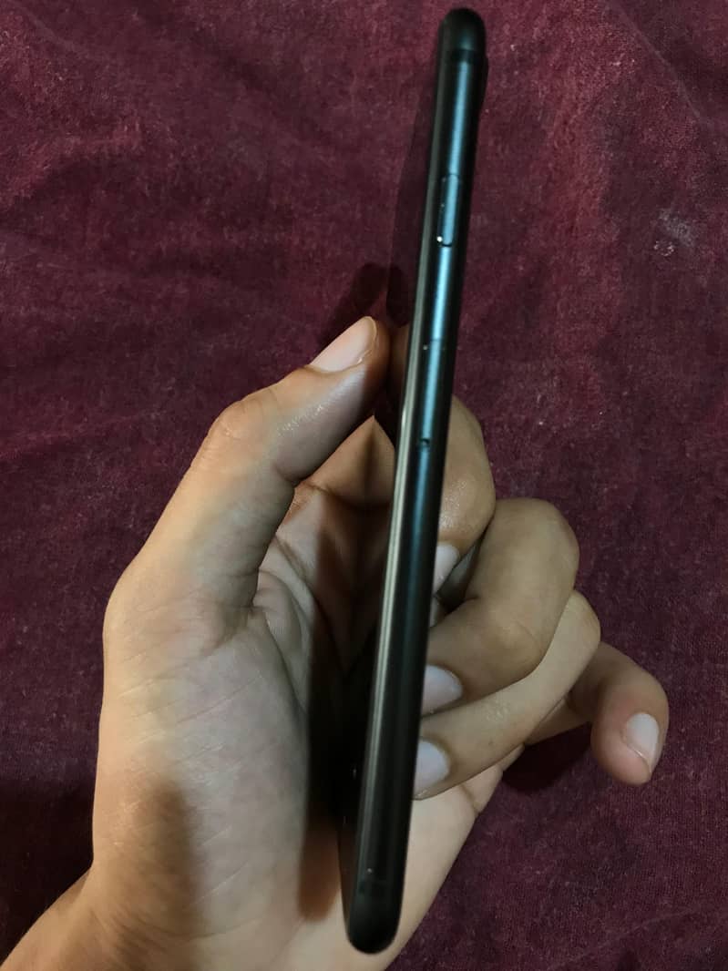Apple iPhone 7 6