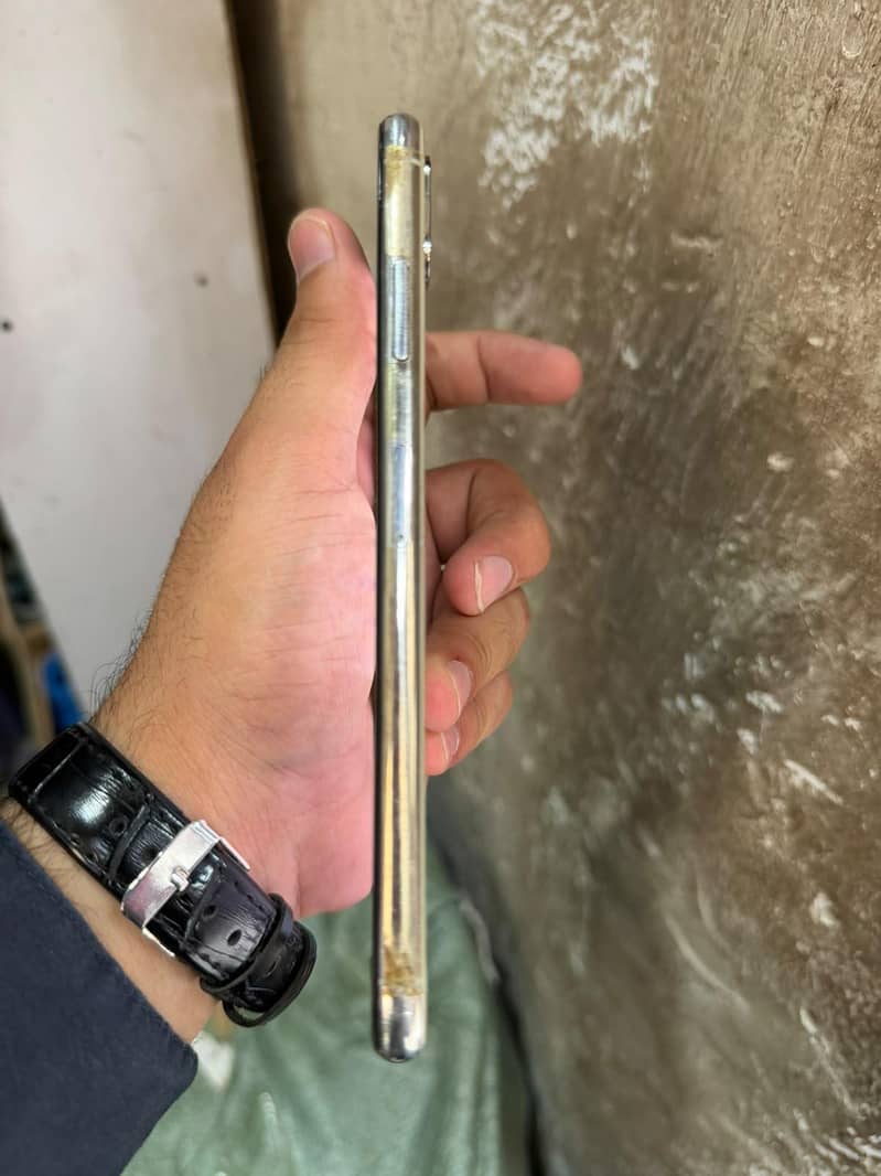 Apple iPhone X 1