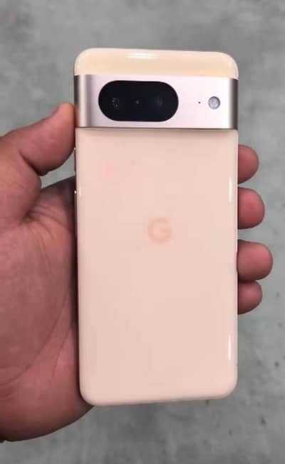 Google Pixel 8 Water Pack