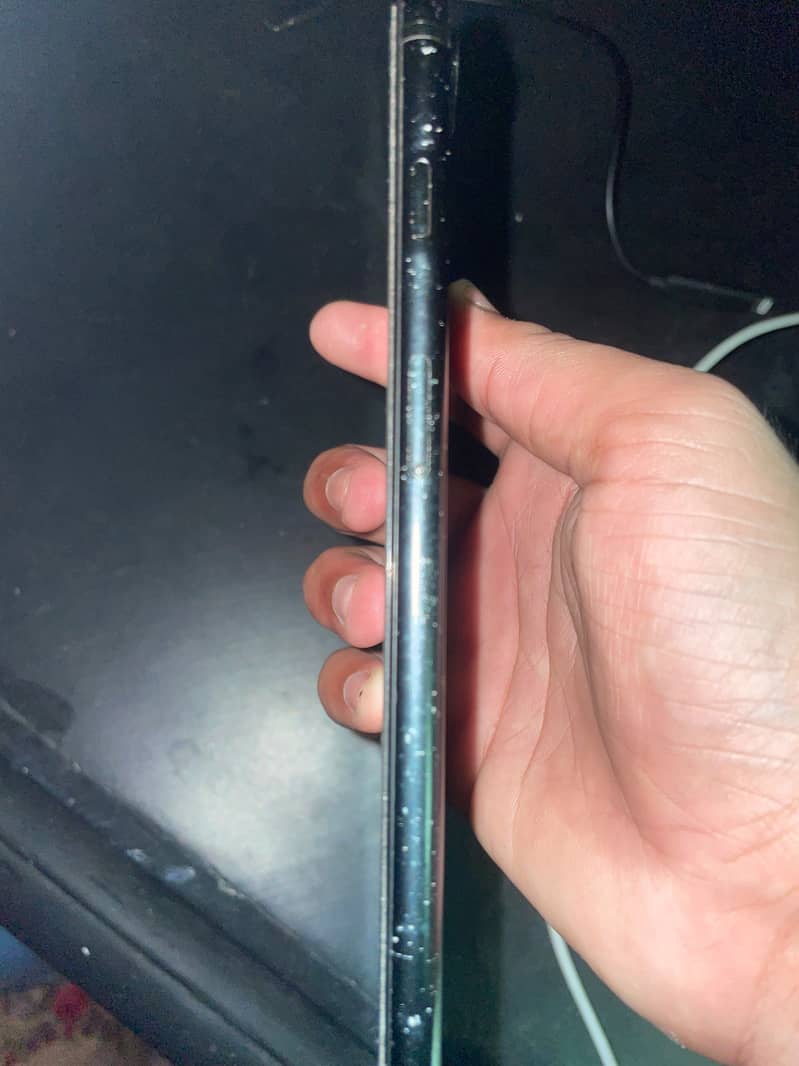 Apple iPhone 7 Plus 1
