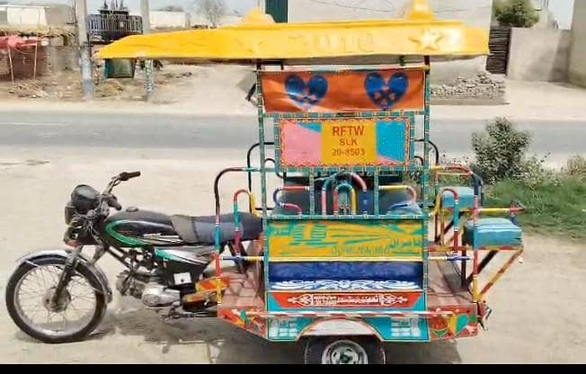 رکشہ فار سیل A1 کنڈیشن انجن ٹائر باڈی 0
