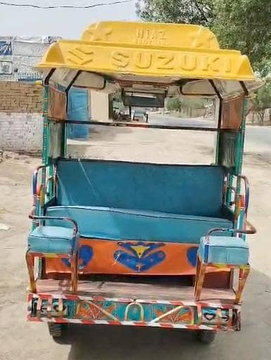 رکشہ فار سیل A1 کنڈیشن انجن ٹائر باڈی 3