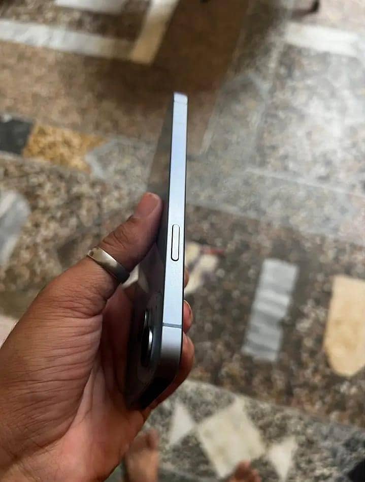 Apple iPhone 14 plus 4