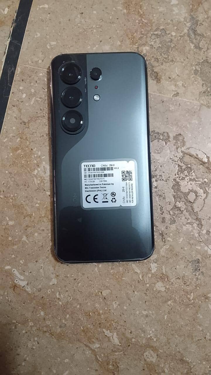Tecno Camon 50 PRO 1