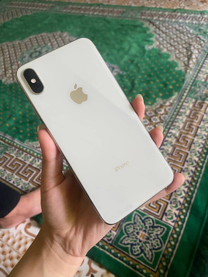 Apple iPhone X 5