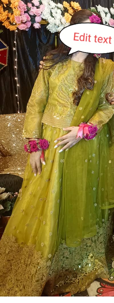 Mehndi lehnga//bridallehnga//bridaldress