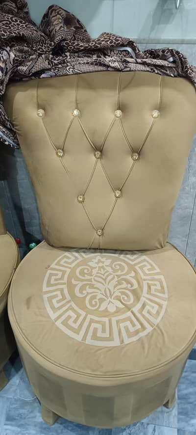 2 SEATER SOFAS