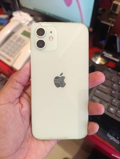 Apple iPhone 12