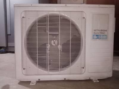 Mitsubishi inverter Ac orginal gas store 10/10 condition