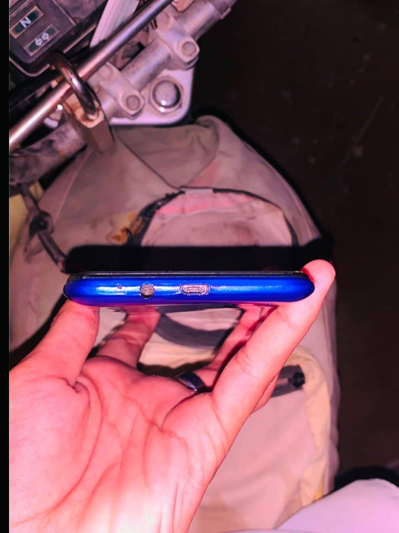 Tecno Spark 6 1