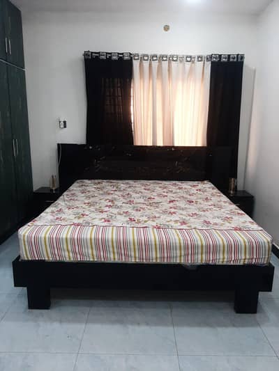 bed set with mattress