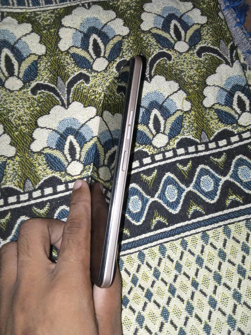 Tecno CAMON 18T 6