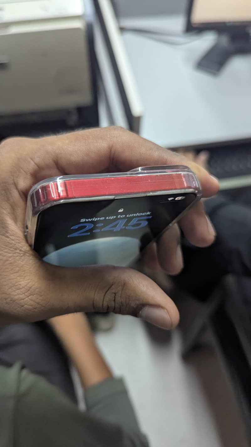 Apple iPhone 13 6
