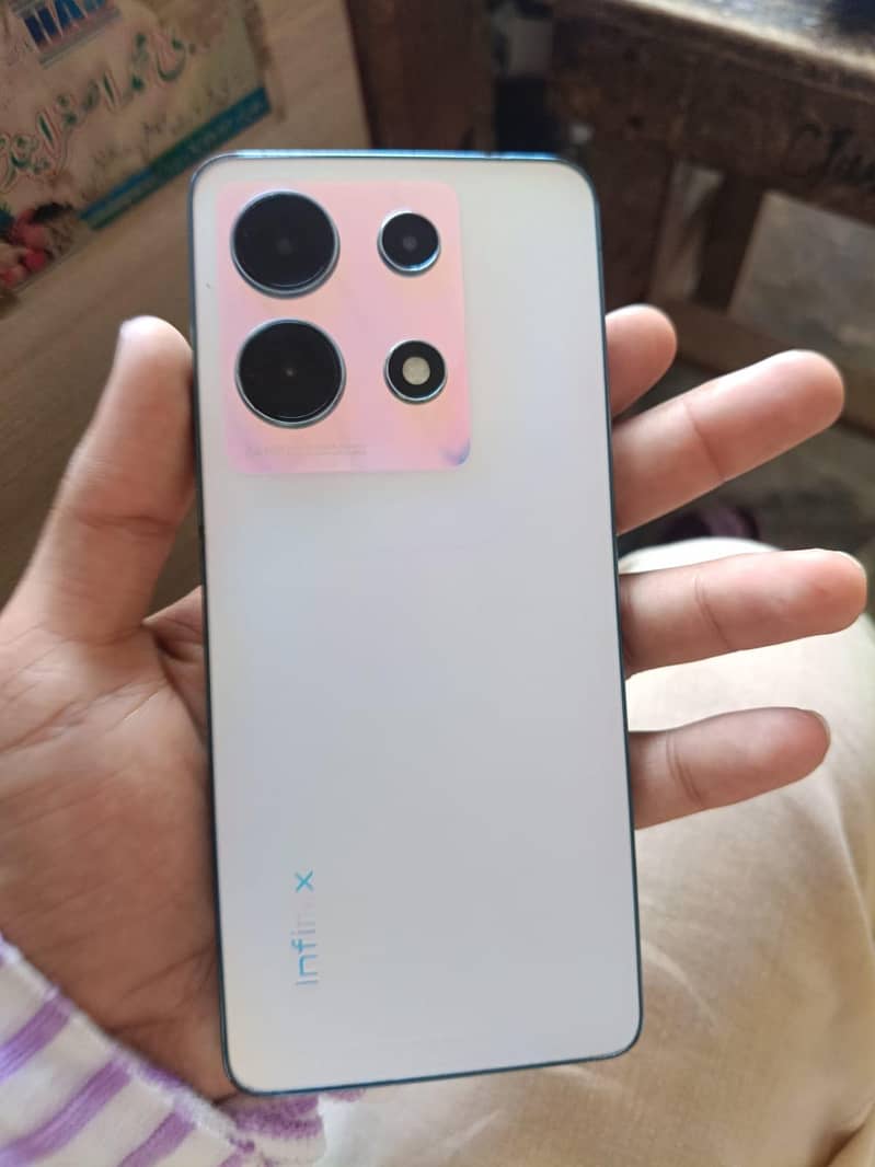 Infinix Note 30 3