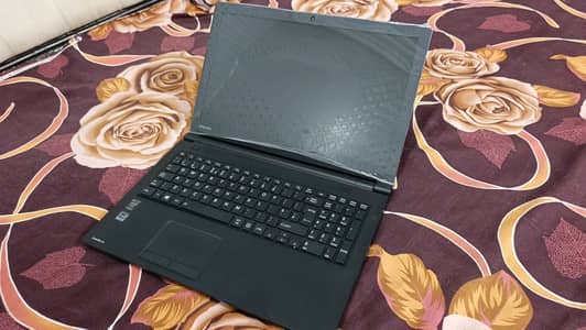 Toshiba Satellite Pro (i5 4th 8GB 128SSD 15.6 inch Display )