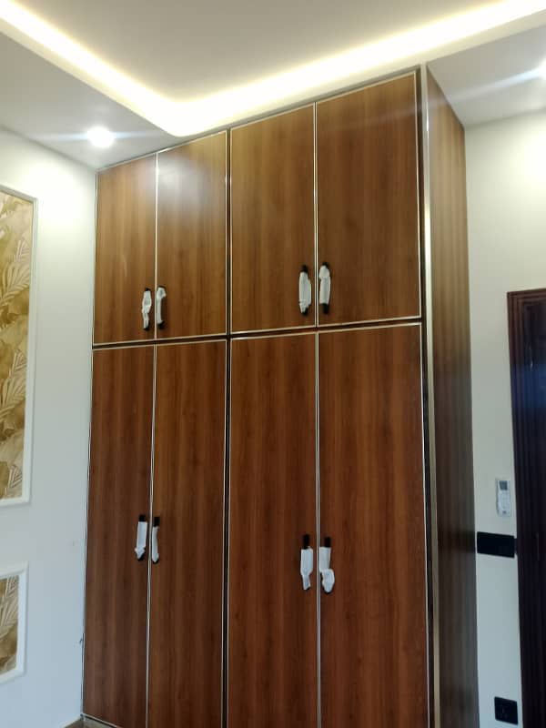 Upper Portion Available For Rent 5