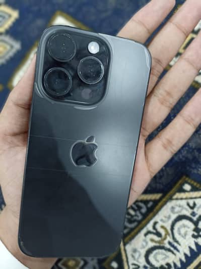 Apple iPhone 16 Pro