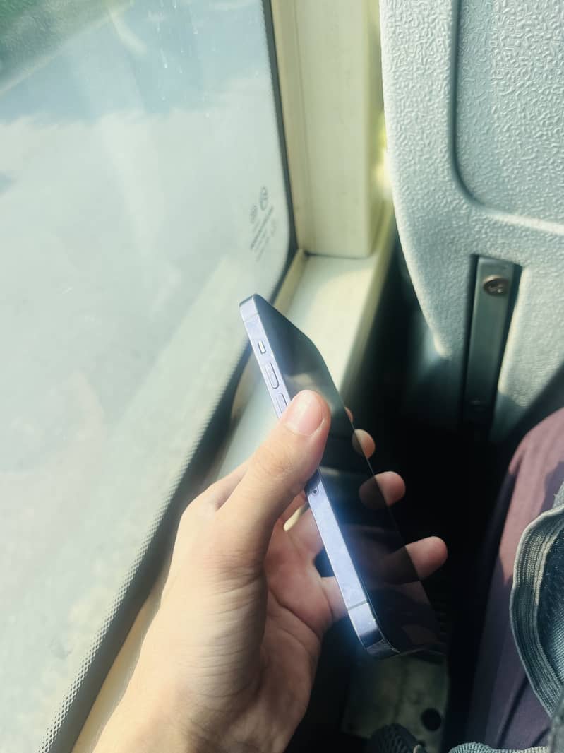 Apple iPhone 14 Pro 3
