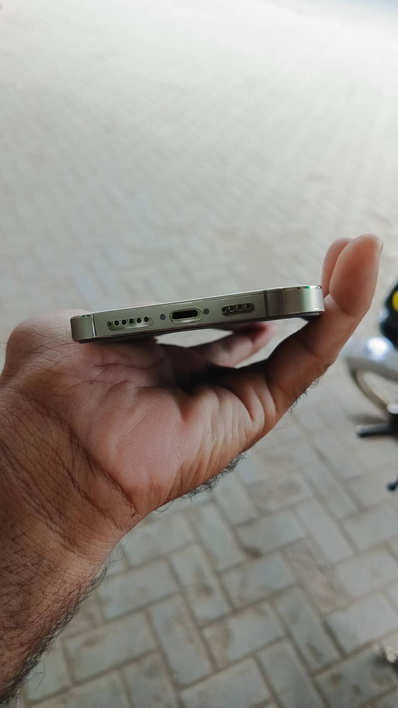 Apple iPhone 14 Pro Max 5