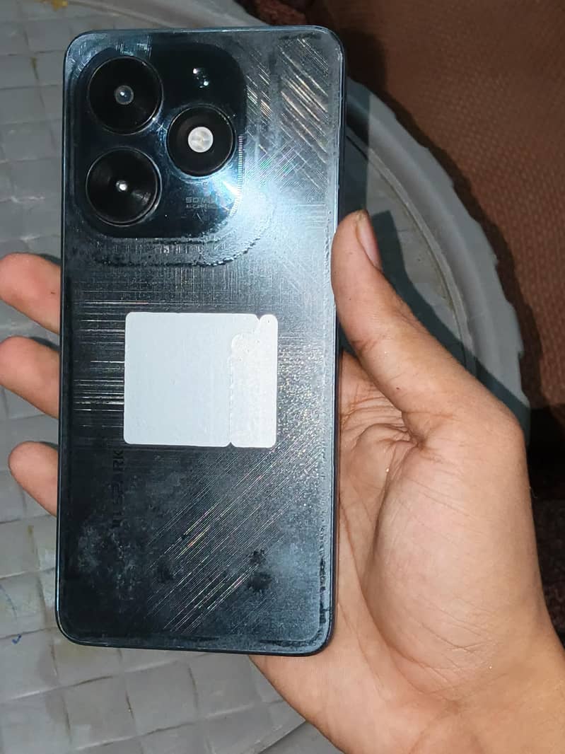 Tecno Spark 20C 4