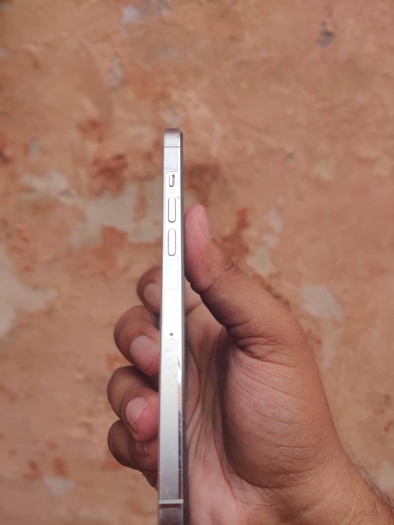 Apple iPhone 12 Pro Max 7