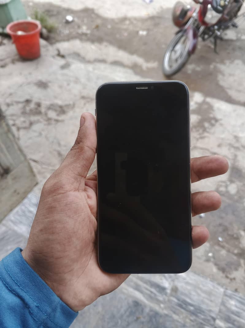 Apple iPhone X 1