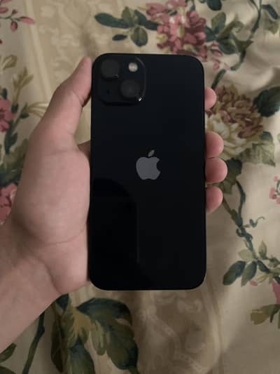Apple iPhone 13