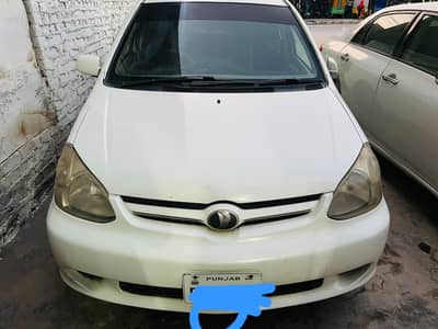 Toyota Platz
