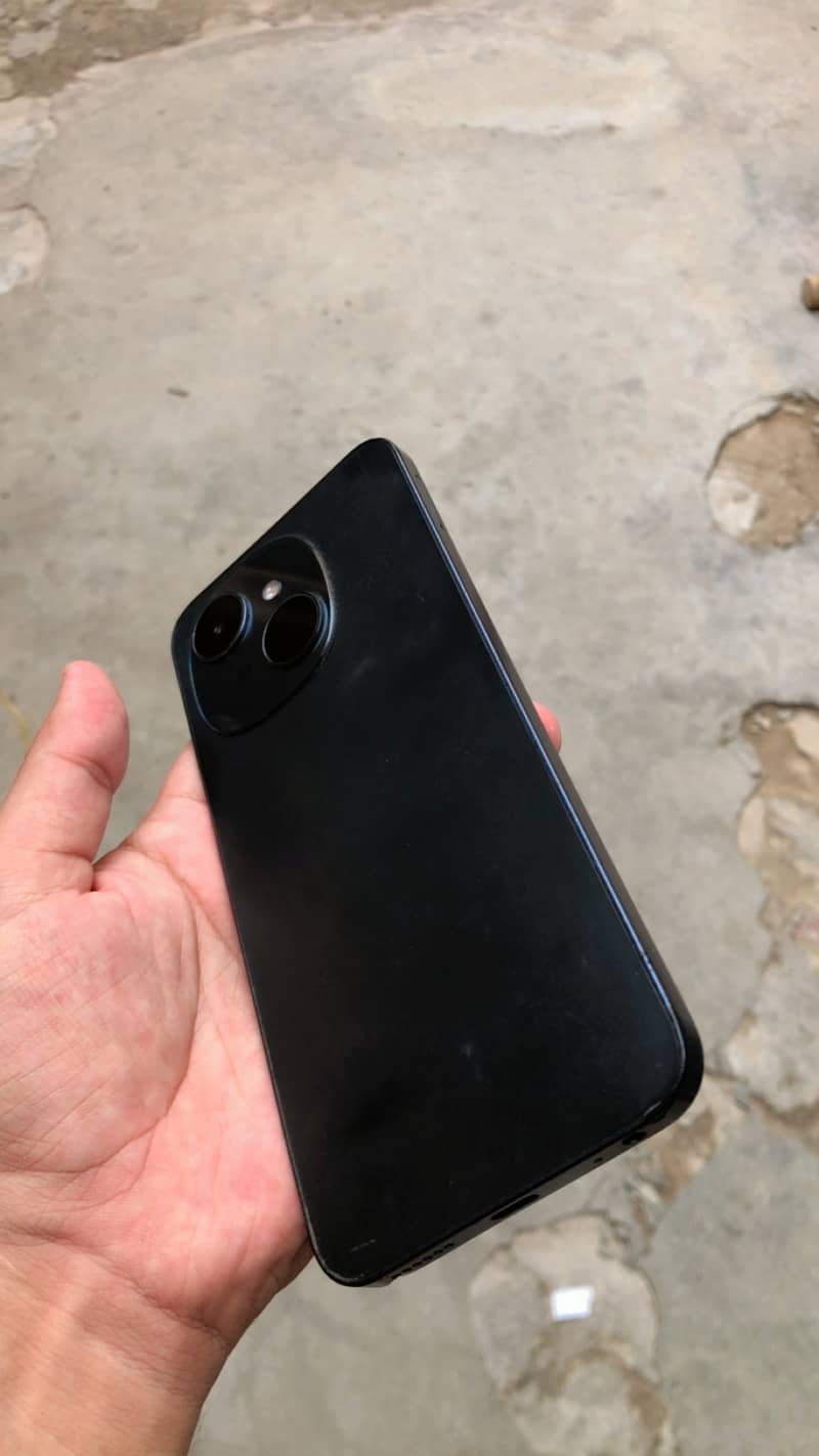 Tecno Spark Go 1