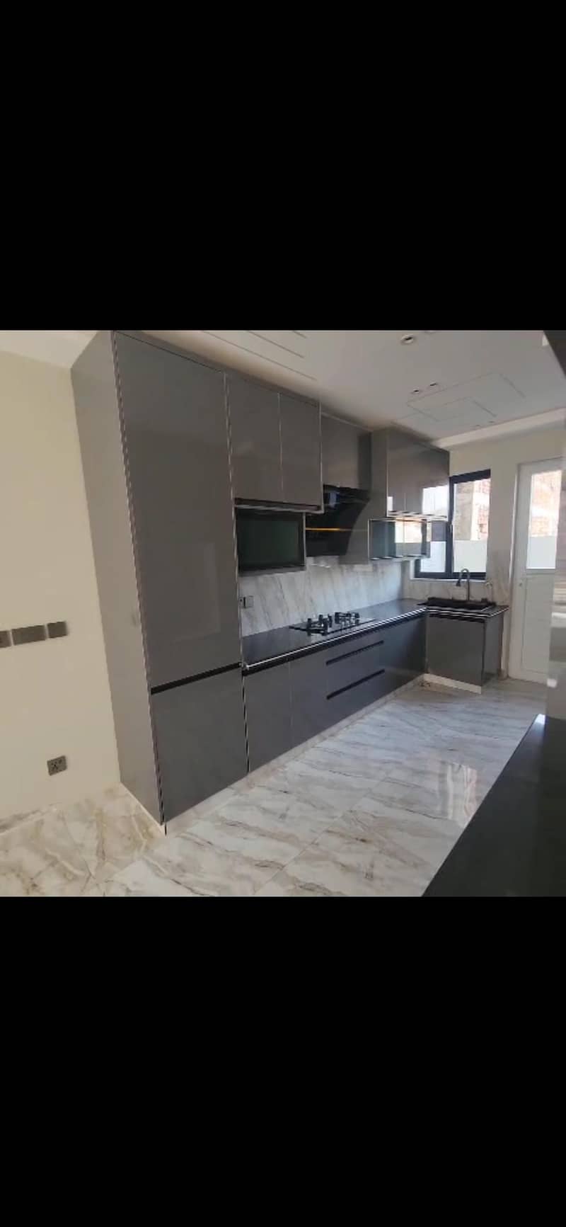 Customized Kitchen ,Premium Kitchen Design,Customized Modular Kitchen 1