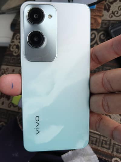 Vivo Y18
