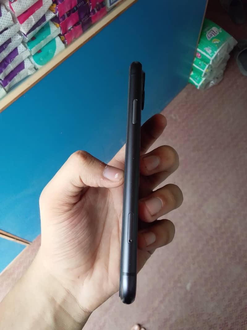 Apple iPhone 11 2