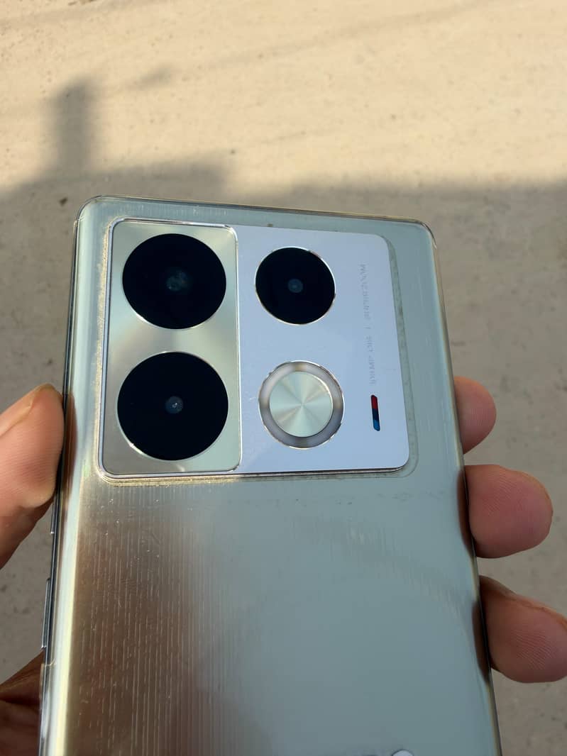 Infinix Note 40 Pro 2