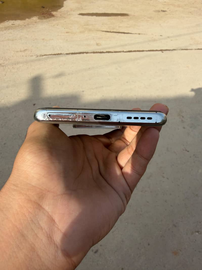 Infinix Note 40 Pro 3