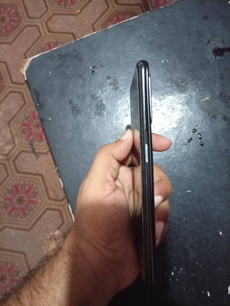 OPPO A95 5