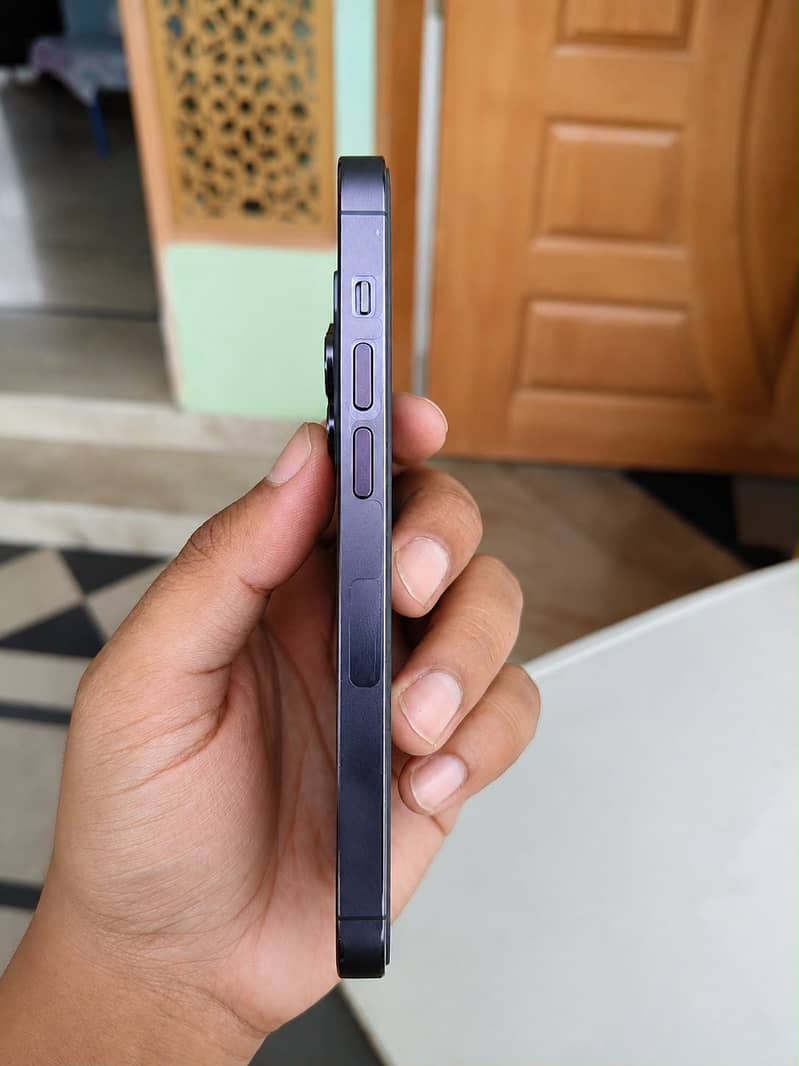 Apple iPhone 14 Pro Max 2