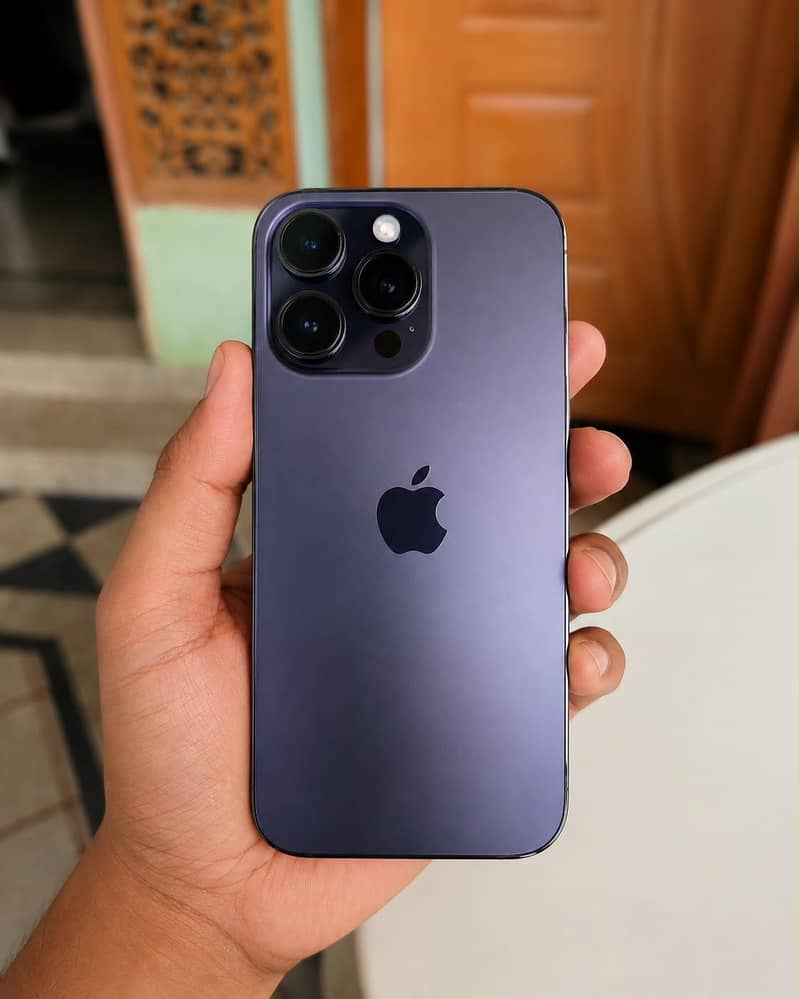 Apple iPhone 14 Pro Max 6