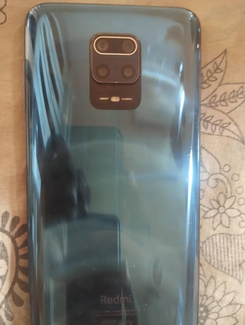 Xiaomi Redmi Note 9S 4