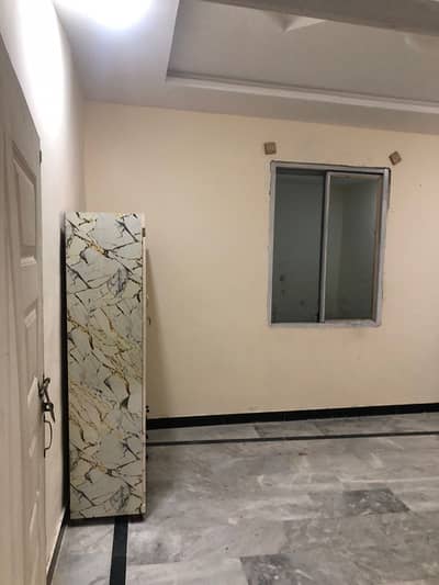 1 room washroom kitchen available for rent in khanna pull islamabad
