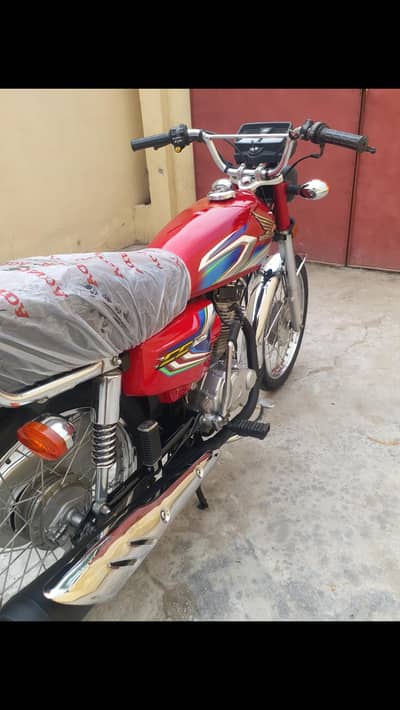honda 125 22 All Punjab number
