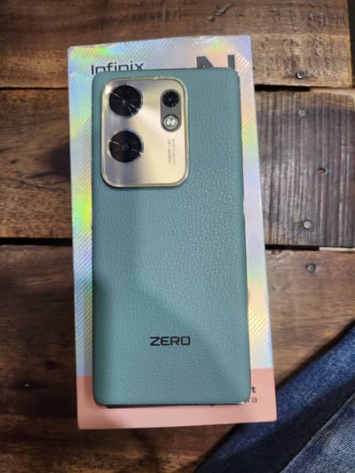 Infinix Zero 30 (8+8+/256gb) with box charger and pouch