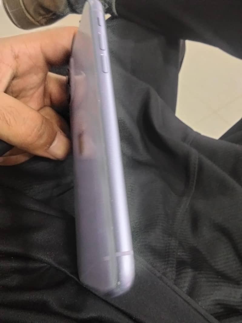Apple iPhone 11 1